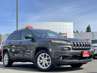 2018 Jeep Cherokee Latitude Plus 1C4PJLLB4JD512137 2018 Jeep Cherokee Latitude Plus