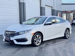 2018 Honda Civic 2HGFC2F58JH531879 2018 Honda Civic