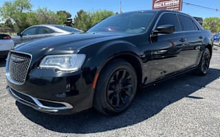 2015 Chrysler 300 Limited 2C3CCAAG0FH779818 2015 Chrysler 300 Limited