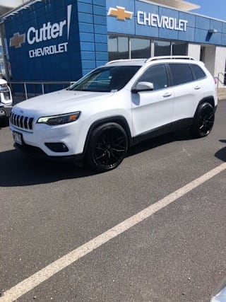 2019 Jeep Cherokee Latitude Plus 1C4PJLLB8KD383871 2019 Jeep Cherokee Latitude Plus