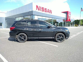 2018 Nissan Pathfinder SL 5N1DR2MM1JC647907 2018 Nissan Pathfinder SL