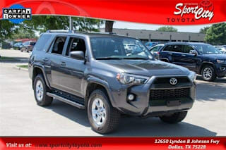 2019 Toyota 4Runner SR5 JTEBU5JR9K5682935 2019 Toyota 4Runner SR5
