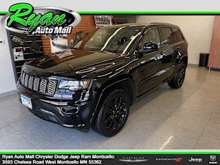 2018 Jeep Grand Cherokee Altitude 1C4RJFAGXJC121458 2018 Jeep Grand Cherokee Altitude