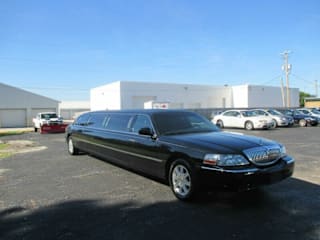 2011 Lincoln Town Car Executive 2L1FL8JWXBX765575 2011 Lincoln Town Car Executive