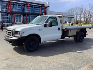 2004 Ford F-350 Reg Cab 141' WB 60' CA XL 1FDWF36S44ED33373 2004 Ford F-350 Reg Cab 141' WB 60' CA XL