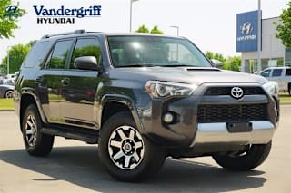 2018 Toyota 4Runner TRD Off-Road JTEBU5JR9J5525646 2018 Toyota 4Runner TRD Off-Road