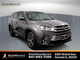 2018 Toyota Highlander LE 5TDBZRFH3JS490528 2018 Toyota Highlander LE