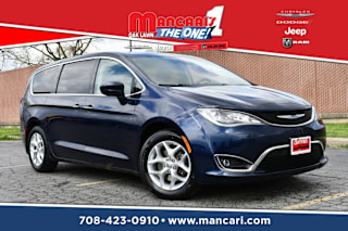 2018 Chrysler Pacifica 2C4RC1FG4JR125776 2018 Chrysler Pacifica