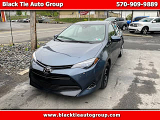 2019 Toyota Corolla XLE 2T1BURHE9KC196711 2019 Toyota Corolla XLE