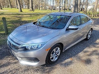 2018 Honda Civic LX 19XFC2F59JE204806 2018 Honda Civic LX