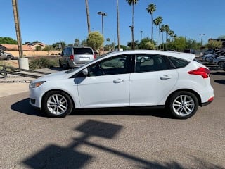 2016 Ford Focus SE 1FADP3K21GL283973 2016 Ford Focus SE
