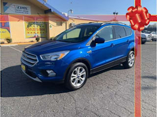 2018 Ford Escape 1FMCU9GD1JUC19926 2018 Ford Escape