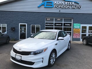 2018 Kia Optima LX 5XXGT4L32JG267112 2018 Kia Optima LX