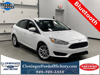 2018 Ford Focus SE 1FADP3FE0JL264990 2018 Ford Focus SE