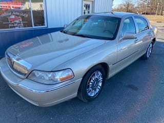 2006 Lincoln Town Car 1LNHM83V76Y647336 2006 Lincoln Town Car