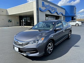 2017 Honda Accord 1HGCR2F35HA212464 2017 Honda Accord
