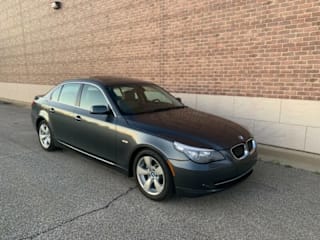 2008 BMW 5 Series 528i WBANU53528CT18272 2008 BMW 5 Series 528i