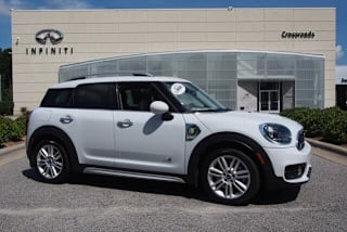 2019 MINI Countryman Plug-in Hybrid Cooper SE ALL4 WMZYU7C58K3F93652 2019 MINI Countryman Plug-in Hybrid Cooper SE ALL4