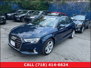 2018 Audi A3 2.0T quattro Premium WAUB8GFF0J1043056 2018 Audi A3 2.0T quattro Premium