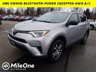 2018 Toyota RAV4 JTMBFREV0JJ199837 2018 Toyota RAV4
