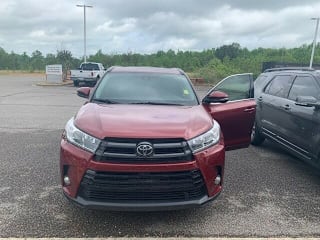 2018 Toyota Highlander SE 5TDKZRFH2JS536799 2018 Toyota Highlander SE