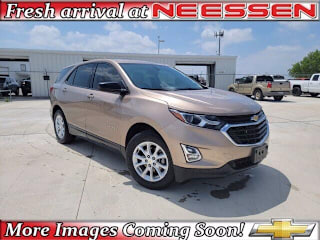 2018 Chevrolet Equinox LS 2GNAXHEV1J6225613 2018 Chevrolet Equinox LS