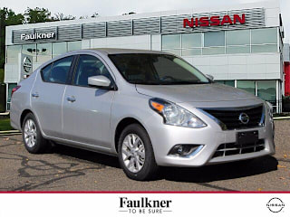 2019 Nissan Versa SV 3N1CN7AP5KL824930 2019 Nissan Versa SV