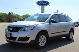 2015 Chevrolet Traverse LS 1GNKVFKDXFJ143366 2015 Chevrolet Traverse LS