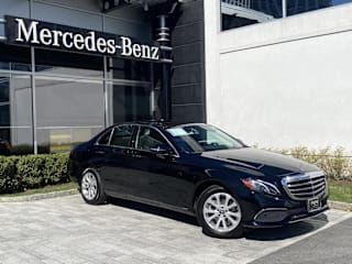 2018 Mercedes-Benz E-Class E 300 4MATIC WDDZF4KBXJA395463 2018 Mercedes-Benz E-Class E 300 4MATIC