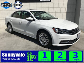 2017 Volkswagen Passat 1VWBT7A33HC003421 2017 Volkswagen Passat