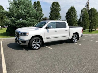 2019 Ram Pickup 1500 Limited 1C6SRFHT0KN615693 2019 Ram Pickup 1500 Limited