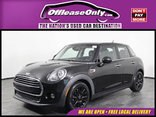 2018 MINI Hardtop 4 Door WMWXU1C55J2F80951 2018 MINI Hardtop 4 Door