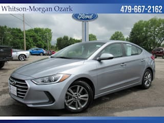 2017 Hyundai Elantra SE 5NPD84LF1HH083048 2017 Hyundai Elantra SE