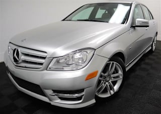 2012 Mercedes-Benz C-Class WDDGF4HB0CR192424 2012 Mercedes-Benz C-Class