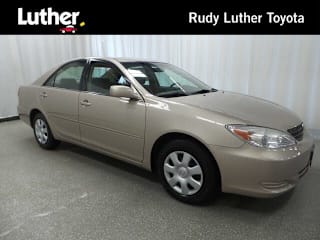 2004 Toyota Camry LE 4T1BE32K84U883513 2004 Toyota Camry LE