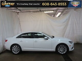 2017 Audi A4 2.0T quattro Premium WAUANAF41HN033963 2017 Audi A4 2.0T quattro Premium