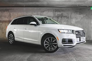 2018 Audi Q7 3.0T quattro Premium Plus WA1LAAF74JD034497 2018 Audi Q7 3.0T quattro Premium Plus