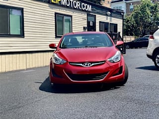 2014 Hyundai Elantra SE KMHDH4AEXEU210080 2014 Hyundai Elantra SE