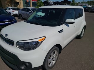 2018 Kia Soul Base KNDJN2A28J7613770 2018 Kia Soul Base