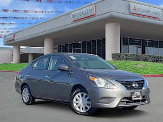 2019 Nissan Versa SV 3N1CN7AP5KL851559 2019 Nissan Versa SV