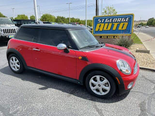 2007 MINI Cooper Base WMWMF33557TU60978 2007 MINI Cooper Base