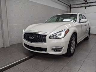2018 Infiniti Q70 3.7 Luxe JN1BY1AR3JM220802 2018 Infiniti Q70 3.7 Luxe