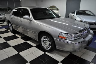 2009 Lincoln Town Car Signature Limited 2LNHM82V79X609028 2009 Lincoln Town Car Signature Limited