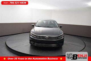 2018 Volkswagen Passat 2.0T R-Line 1VWAA7A32JC006057 2018 Volkswagen Passat 2.0T R-Line