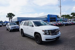 2018 Chevrolet Tahoe LS 1GNSCAEC6JR306018 2018 Chevrolet Tahoe LS