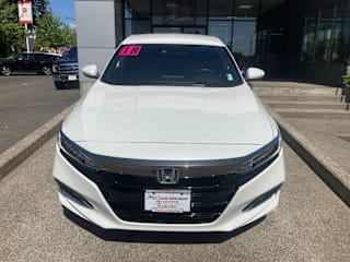2018 Honda Accord Sport 1HGCV1F31JA139282 2018 Honda Accord Sport