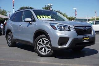 2020 Subaru Forester Premium JF2SKAJC7LH549977 2020 Subaru Forester Premium