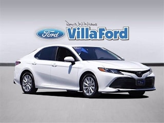 2018 Toyota Camry LE 4T1B11HK4JU115028 2018 Toyota Camry LE