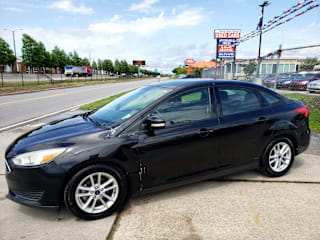 2015 Ford Focus SE 1FADP3F29FL238501 2015 Ford Focus SE