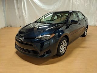 2019 Toyota Corolla LE 2T1BURHE8KC160461 2019 Toyota Corolla LE
